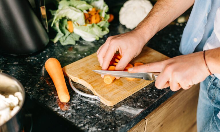 Are There Benefits To Reducing Calorie Intake? New Study Says Yes