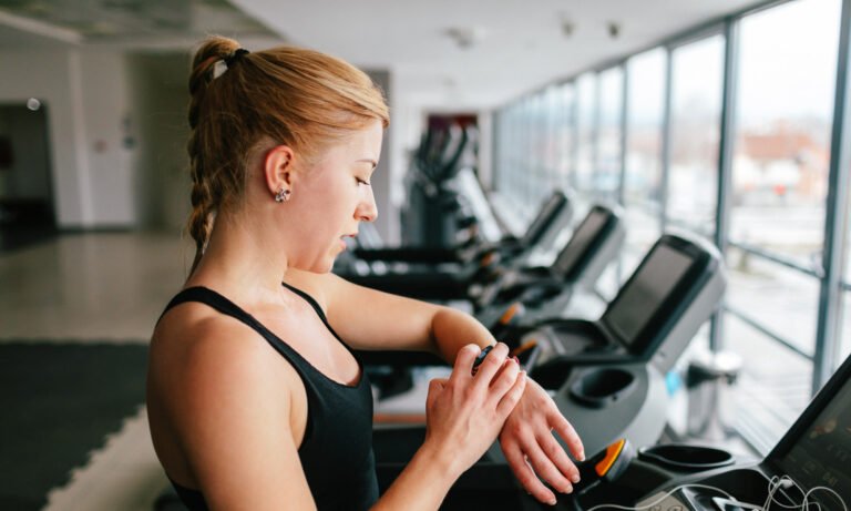 Want Healthier Arteries In Your 60s? Start Focusing On This Fitness Habit Now