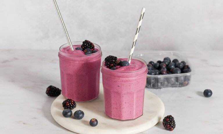 An RD’s Favorite Berry Smoothie To Keep You Full Until Lunch