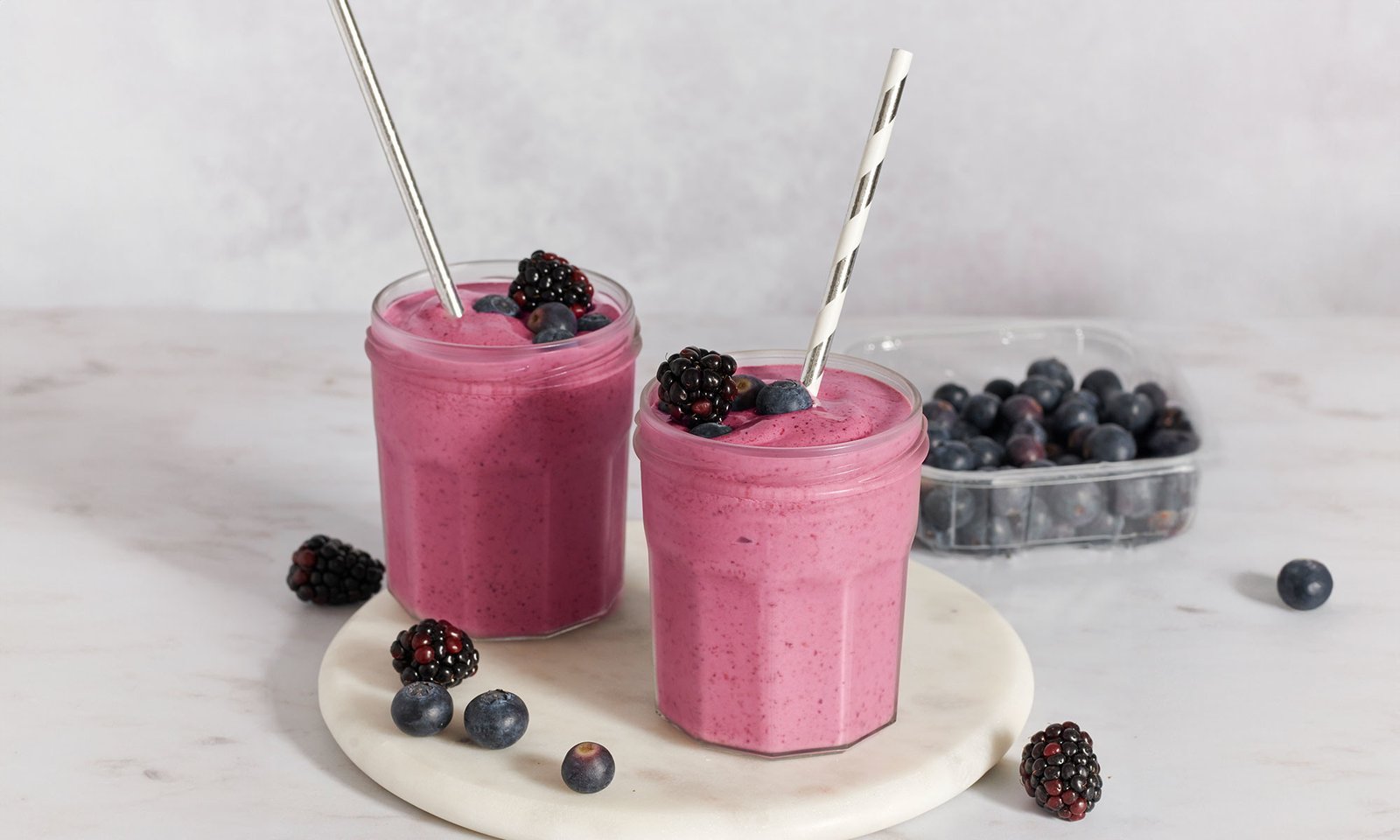 An RD’s Favorite Berry Smoothie To Keep You Full Until Lunch