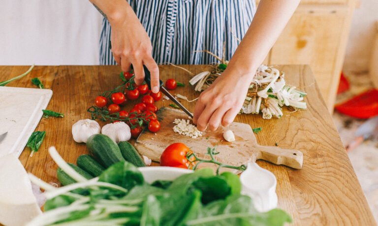 This Antioxidant In Tomatoes May Help Protect Your Brain As You Age