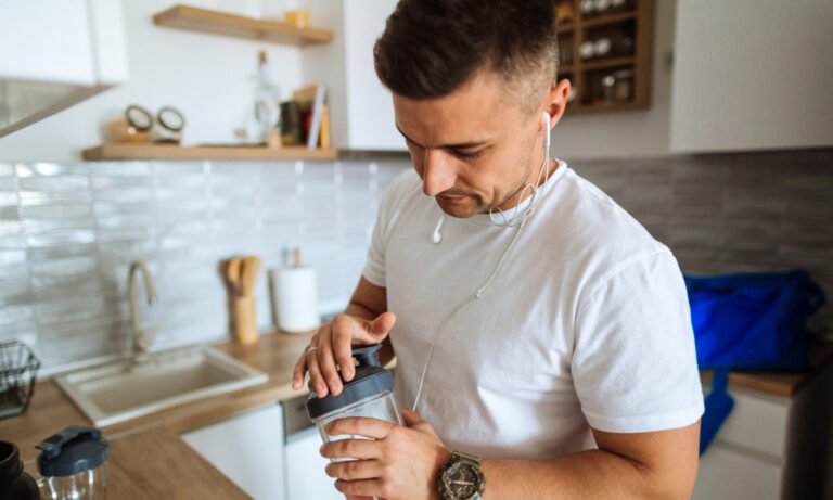 Best Multivitamin For Men, Per An RDN