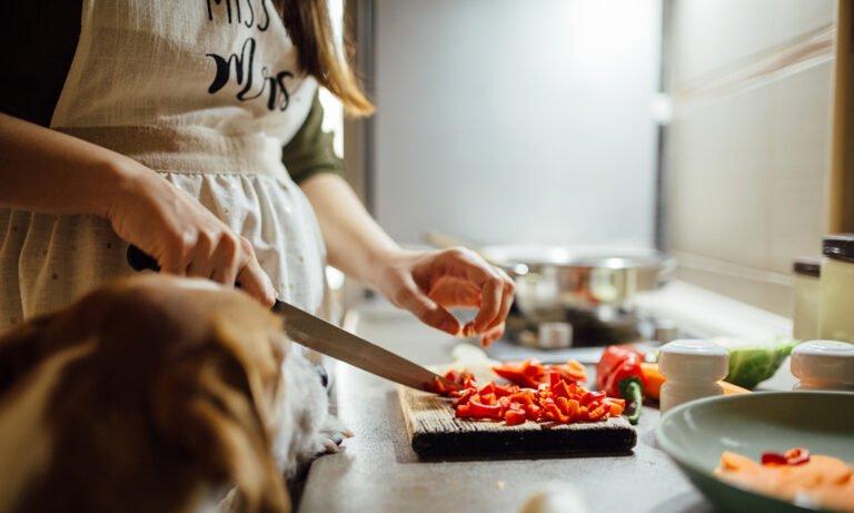 Women Are Four Times More Likely To Have This Overlooked Gut Condition
